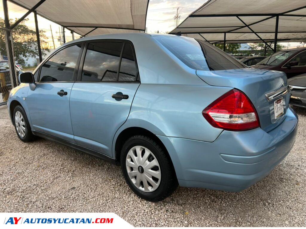 Nissan Tiida 2010