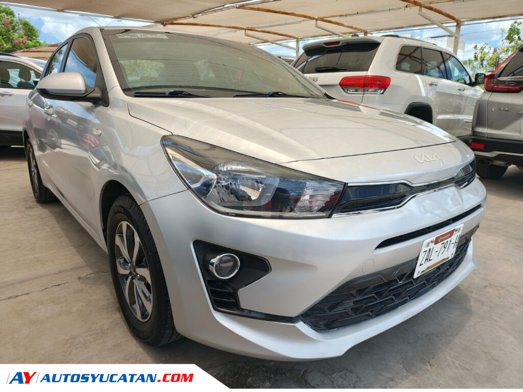 Kia Rio LX Sedan Standard 2023