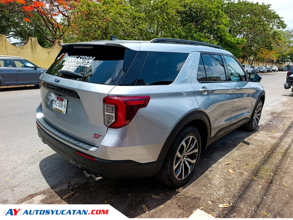 Ford Explorer ST 2023