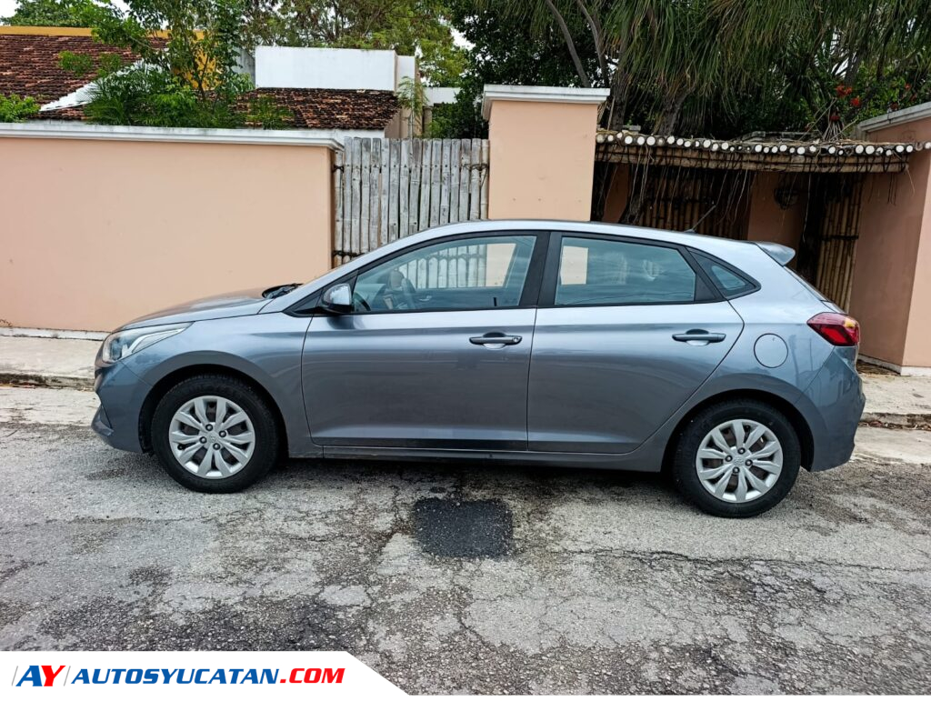 Hyundai Accent GL Hatchback Automático 2018