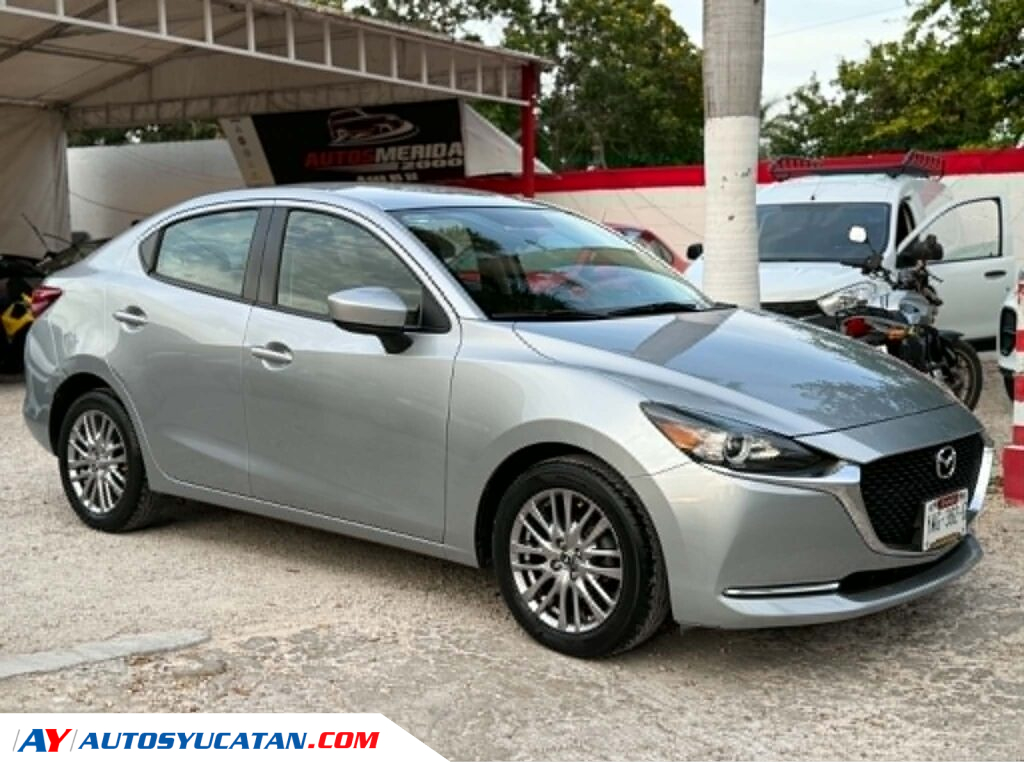 IMPECABLE MAZDA 2 GRAND TOURING 2020