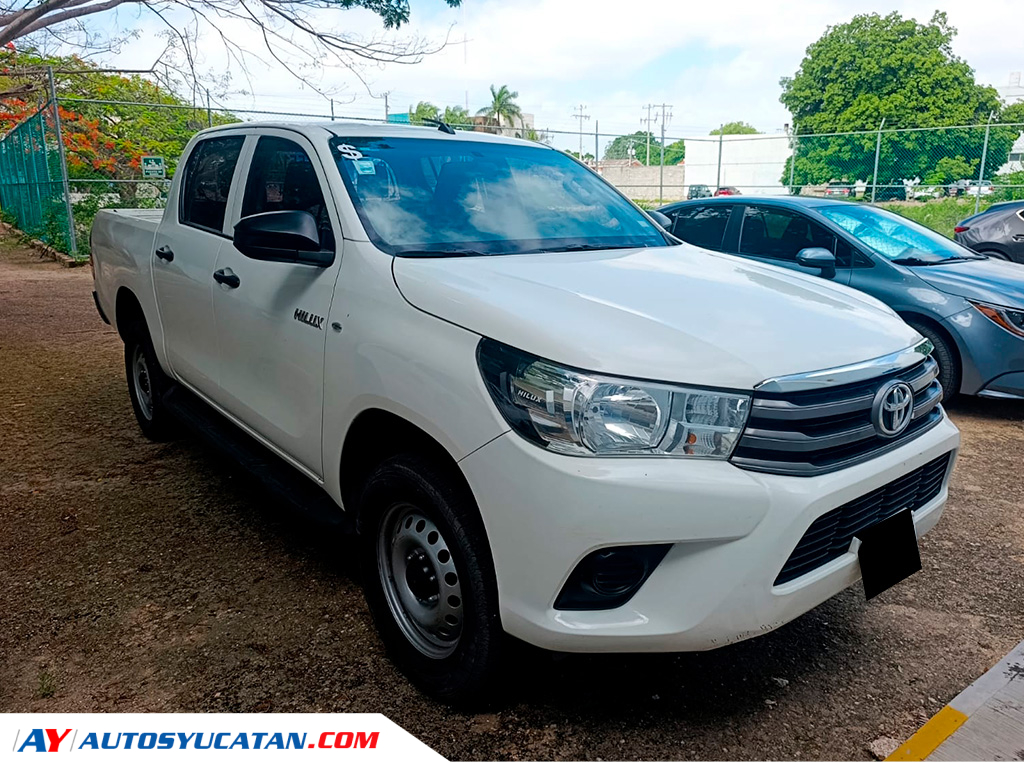 TOYOTA HILUX 2024