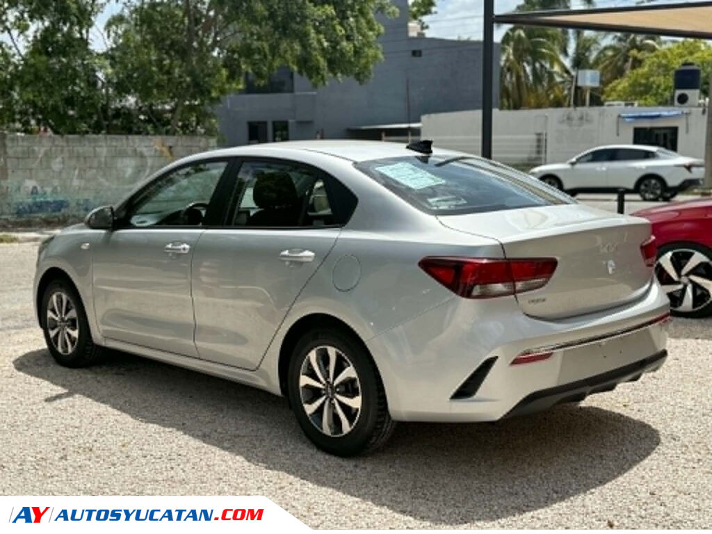 IMPECABLE KIA RIO 2023 SEDAN