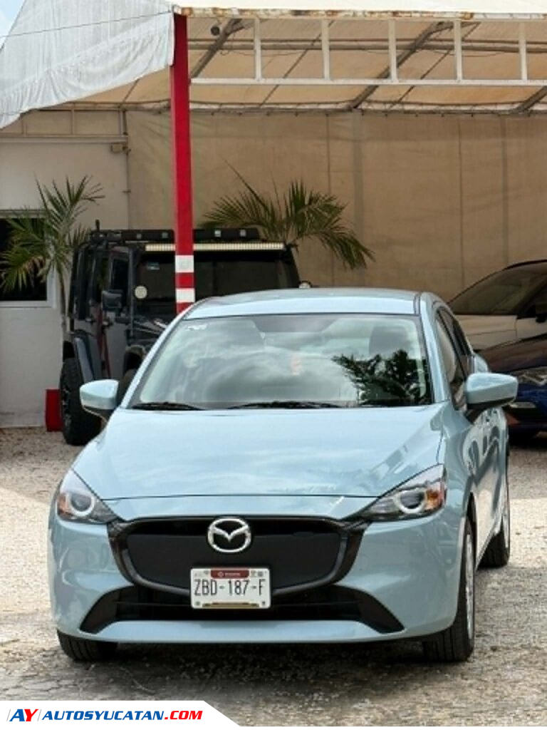 PARA REESTRENAR MAZDA 2 2025 CON 10,000 KMS