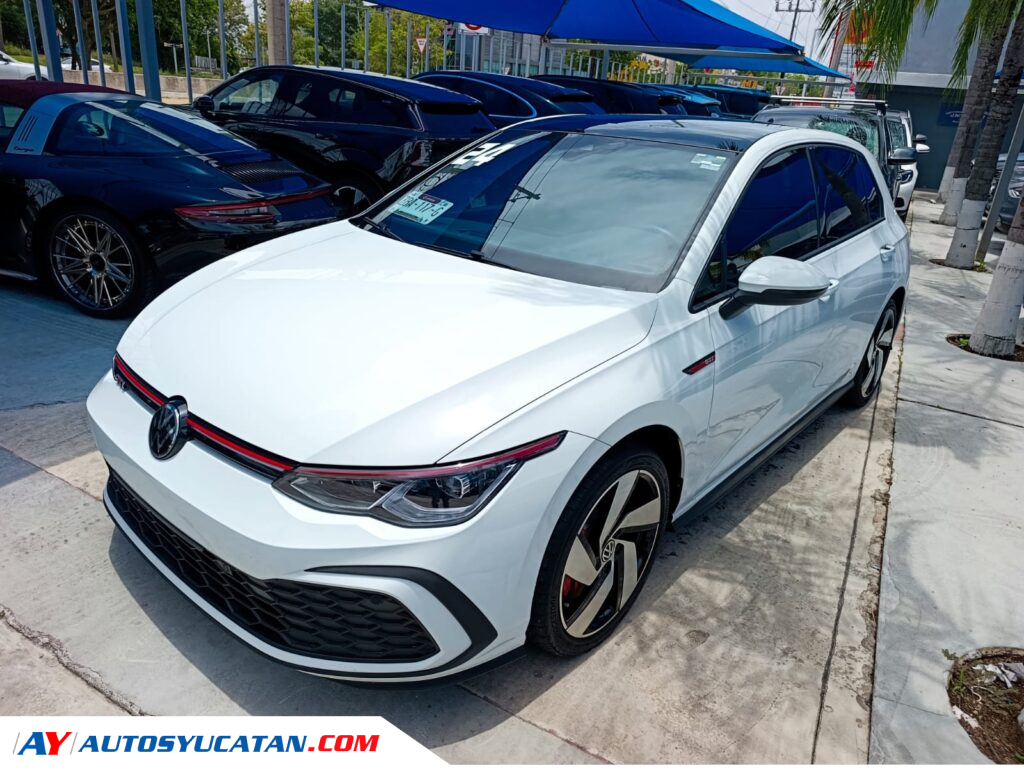 Volkswagen Golf GTI 2024