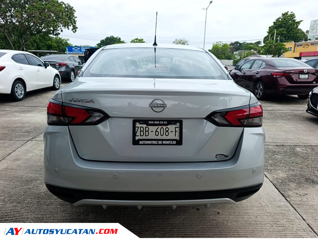 Nissan Sentra Sense Automático 2024