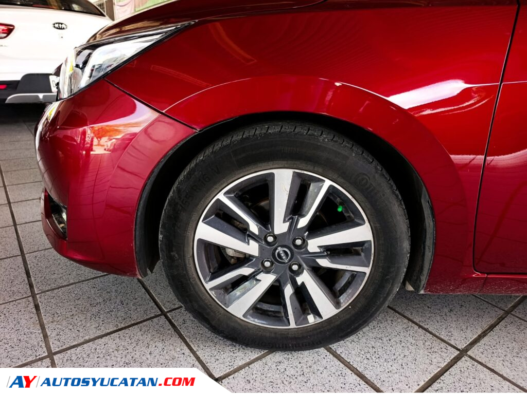 Nissan Versa Advance Automático 2023