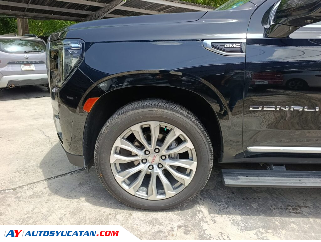 GMC Yukon Denali 2022