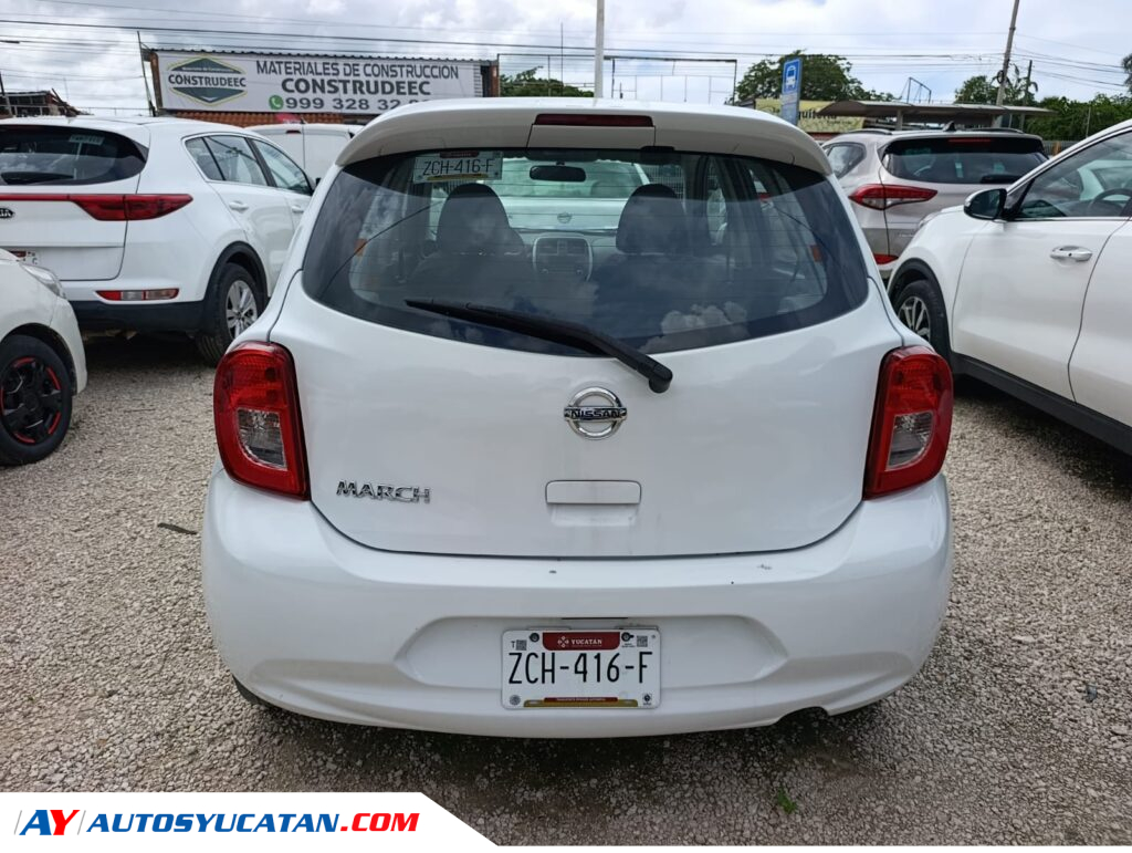 Nissan March STD 2020
