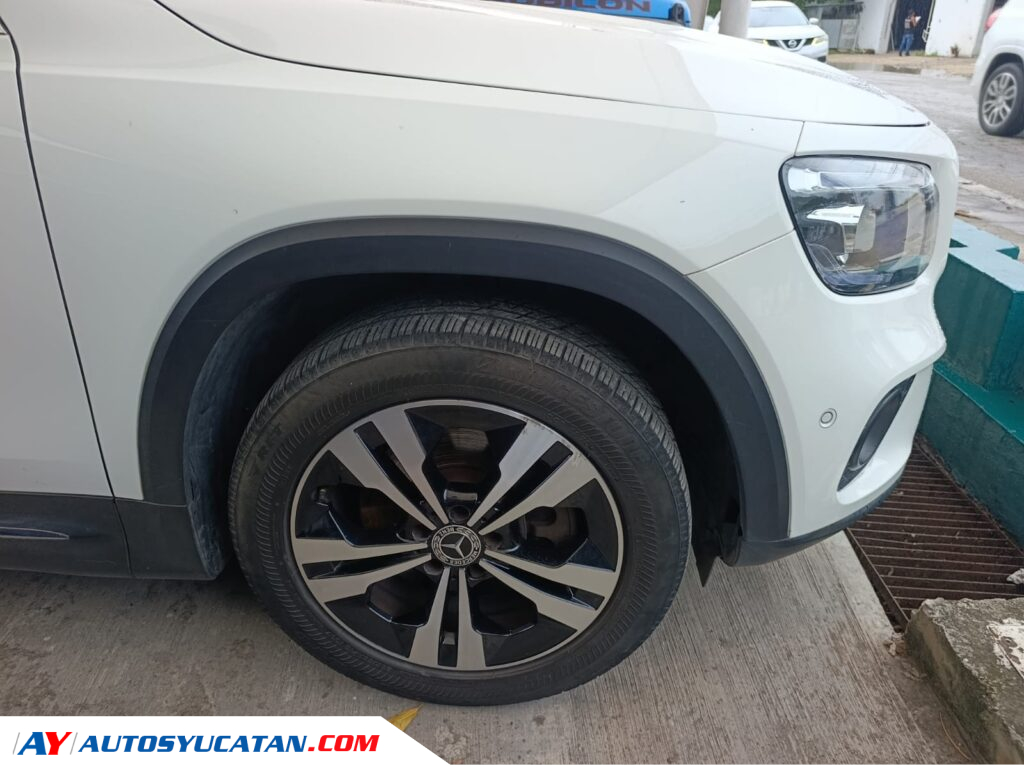Mercedes GLB 250 2020