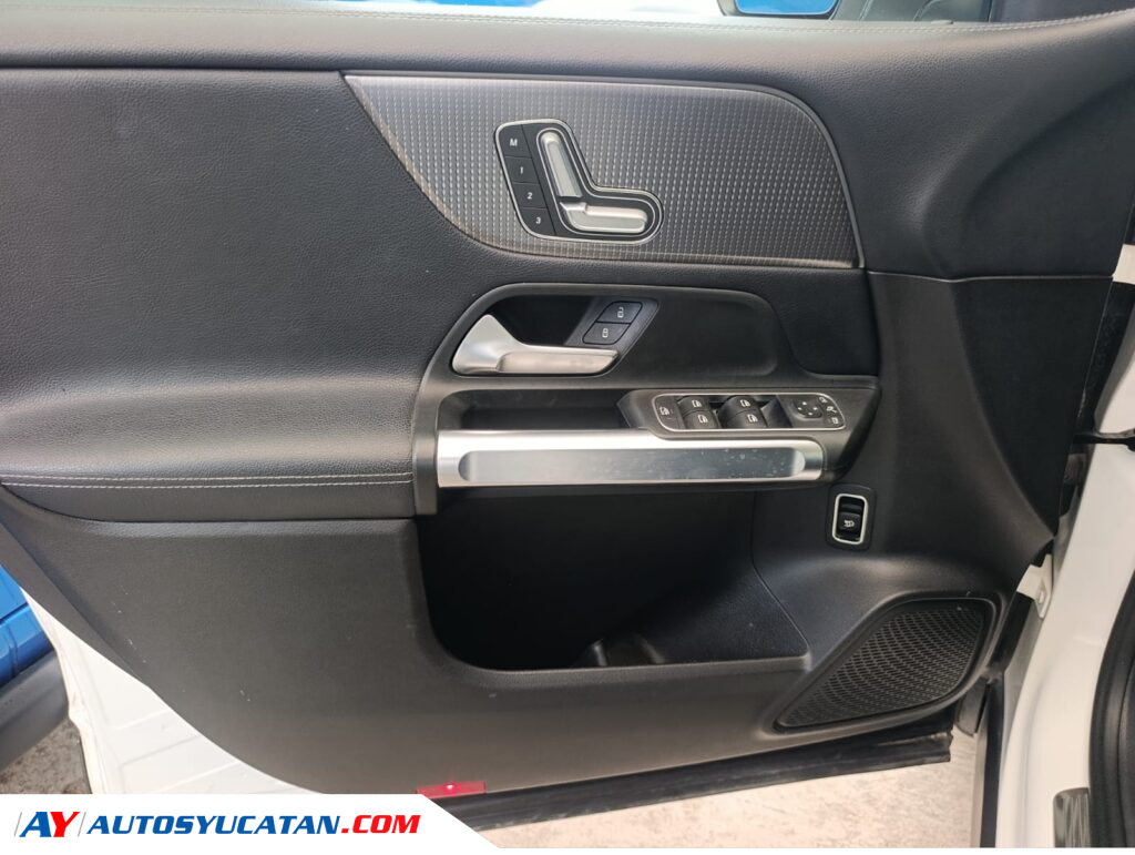 Mercedes GLB 250 2020