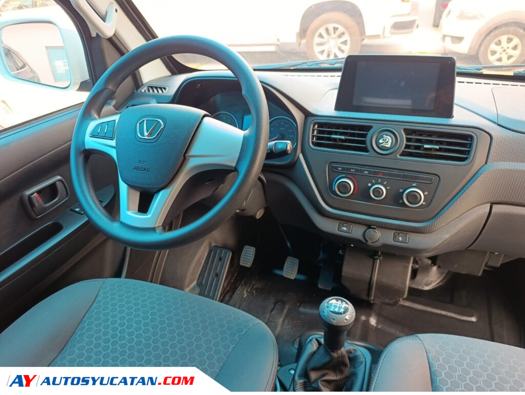 Victory Minivan Carga VR1 2026