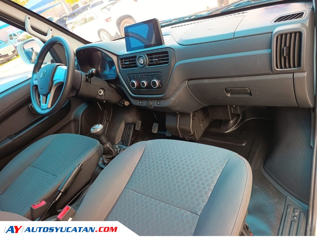 Victory Minivan Carga VR1 2026