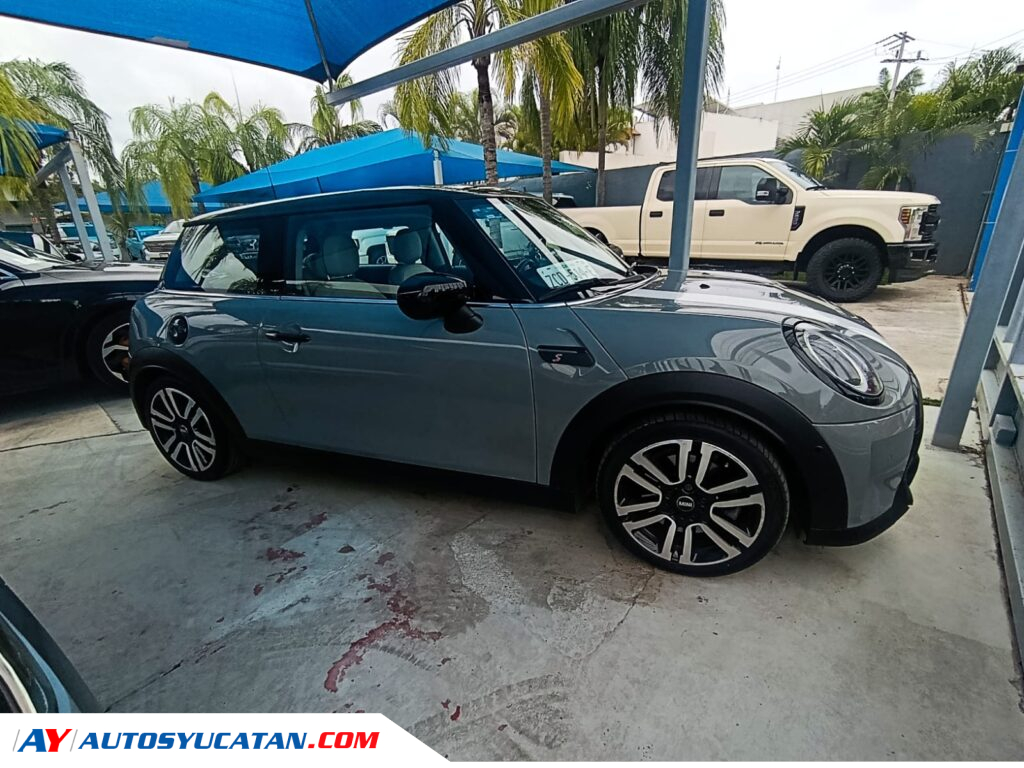 Mini Cooper S Classic 2023