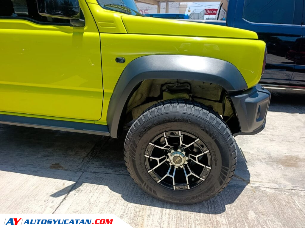 Suzuki Jimny 2025