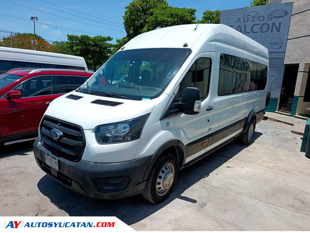 Ford Transit 18 Pasajeros 2024