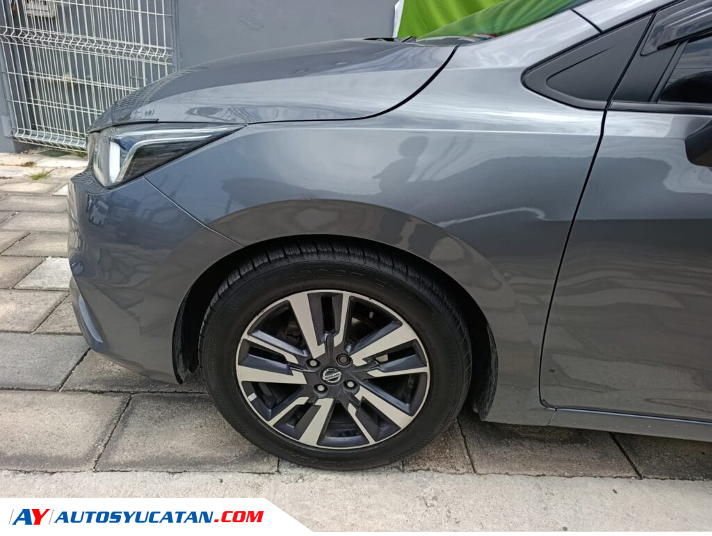Nissan Versa Advance 2022