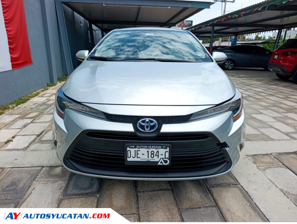 Toyota Corolla LE Híbrido 2023