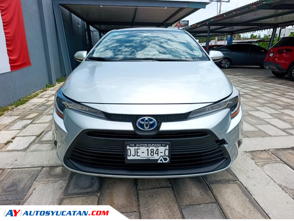 Toyota Corolla LE Híbrido 2023