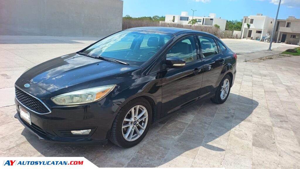 Ford Focus SE 2015