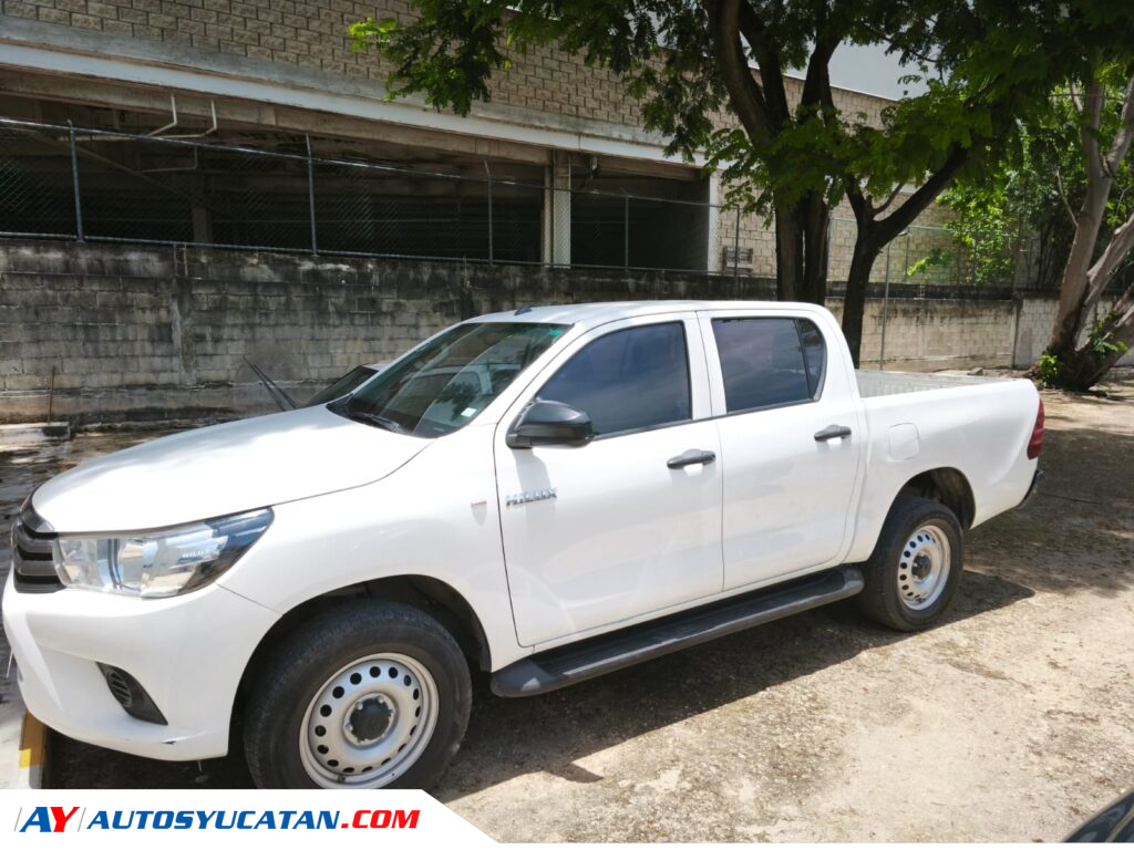 PODEROSA TOYOTA HILUX 2024