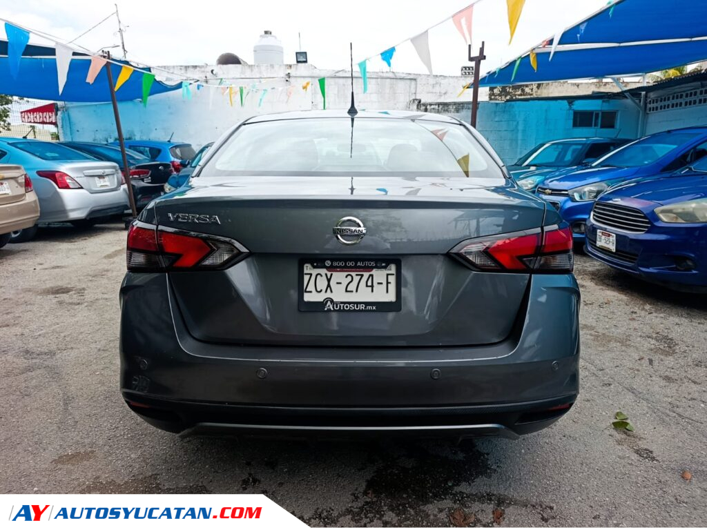 Nissan Versa Sense 2021