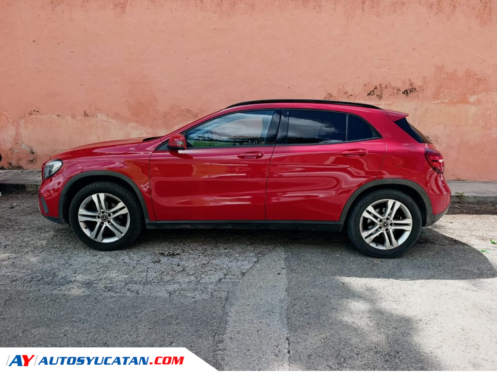 Mercedes Benz GLA 200 HB 2019