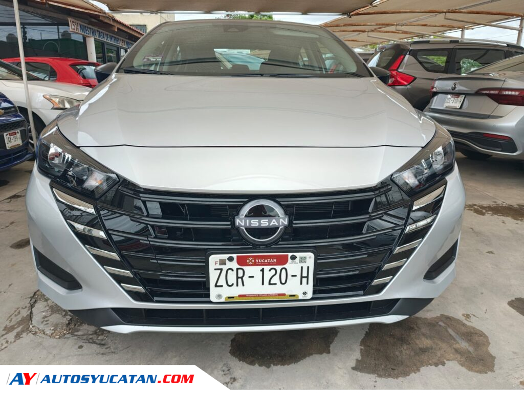 Nissan Versa Standard 2026