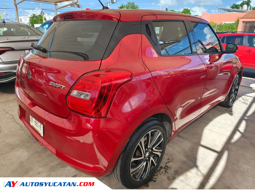 Suzuki Swift GLX Automático 2023