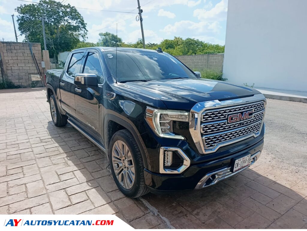 GMC Sierra Crew Cab Denali Doble Cabina 2023