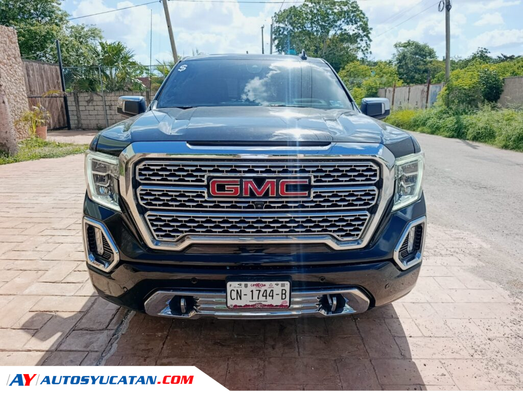 GMC Sierra Crew Cab Denali Doble Cabina 2023