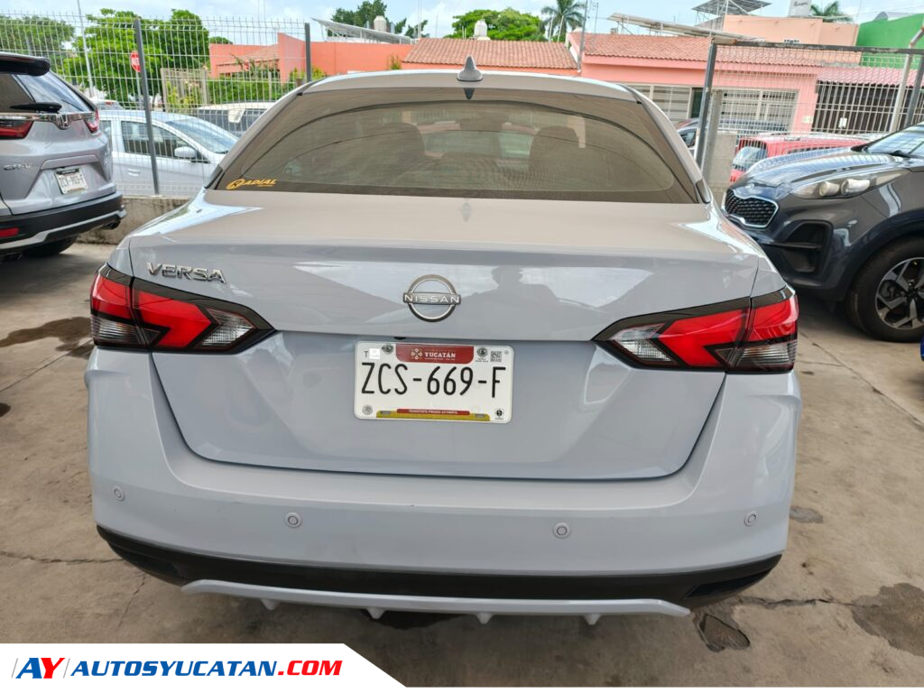 Nissan Versa EXCLUSIVE  Automático 2023