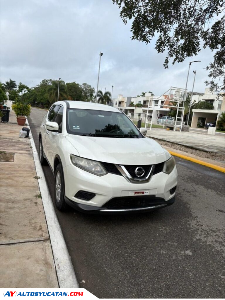 Xtrail Sense 3 Row, 7 pasajeros. 124,018 Km