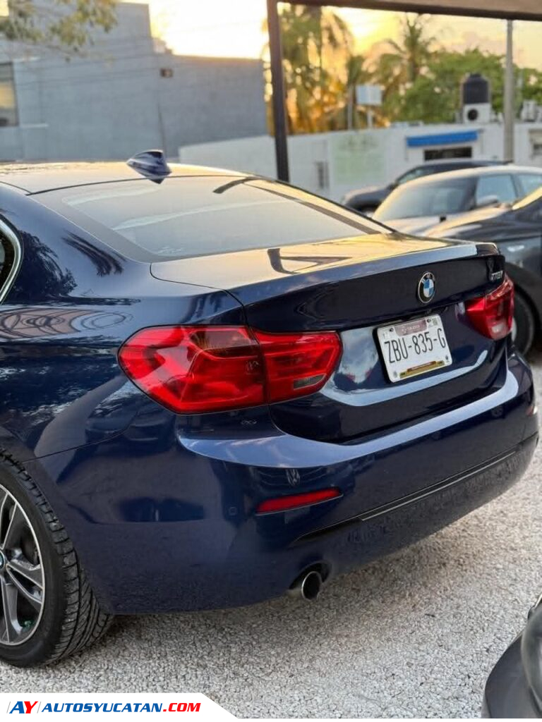 IMPECABLE BMW 118I SEDAN SPORTLINE 2019