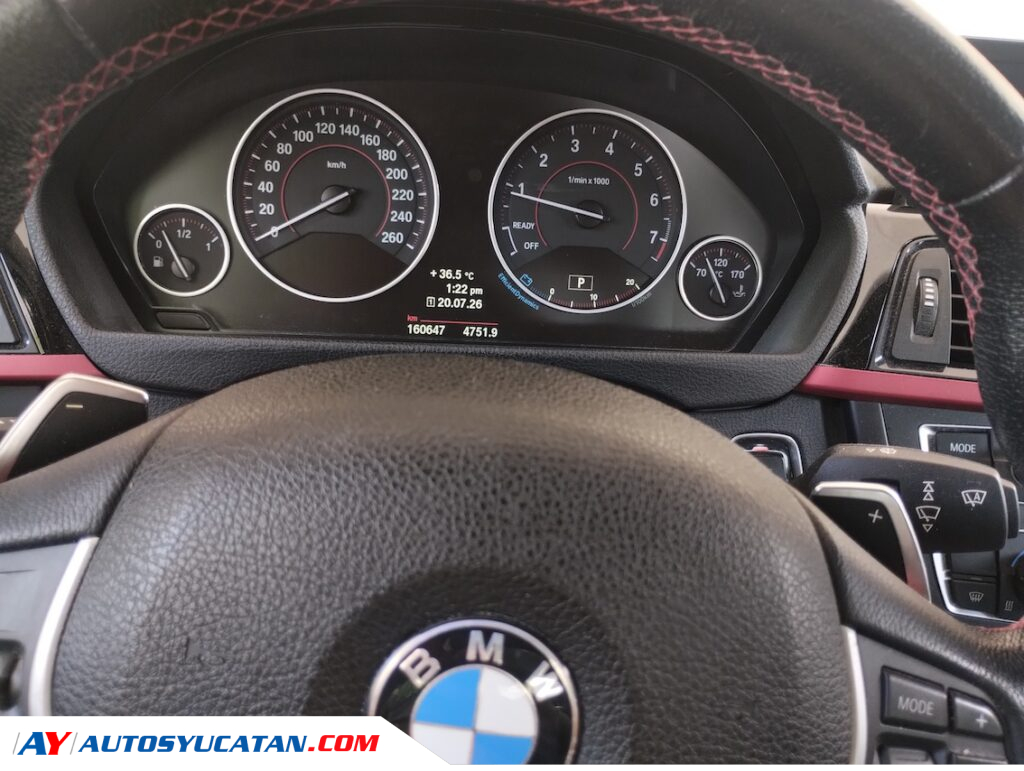 BMW serie 3  328i  Sport Line 2015