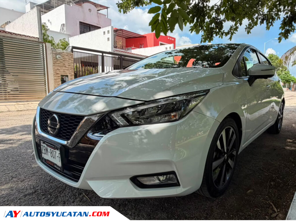Nissan Versa Platinum CVT 2022