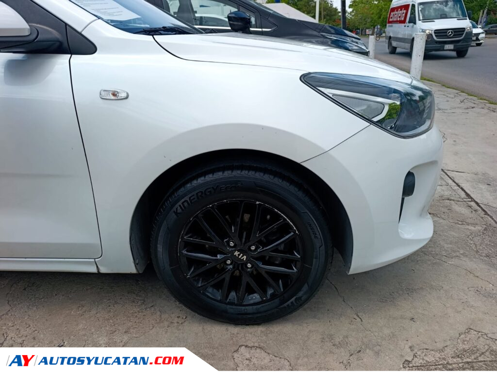 Kia Rio STD Hachtback 2020