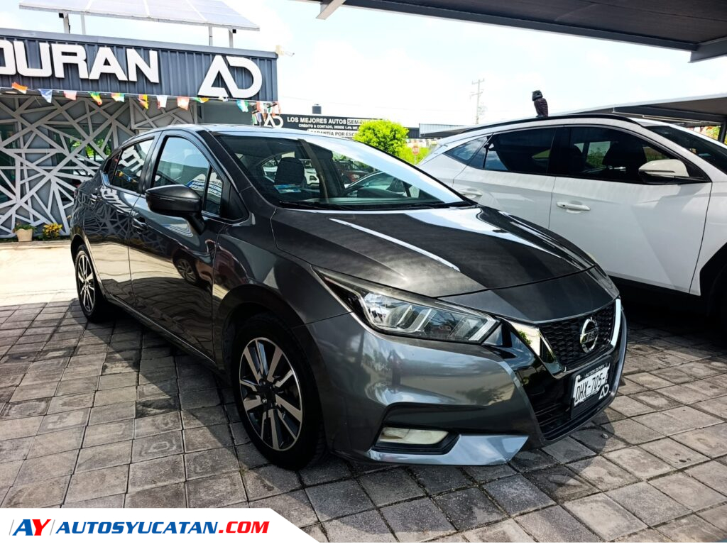Nissan Versa Advance Automático 2020
