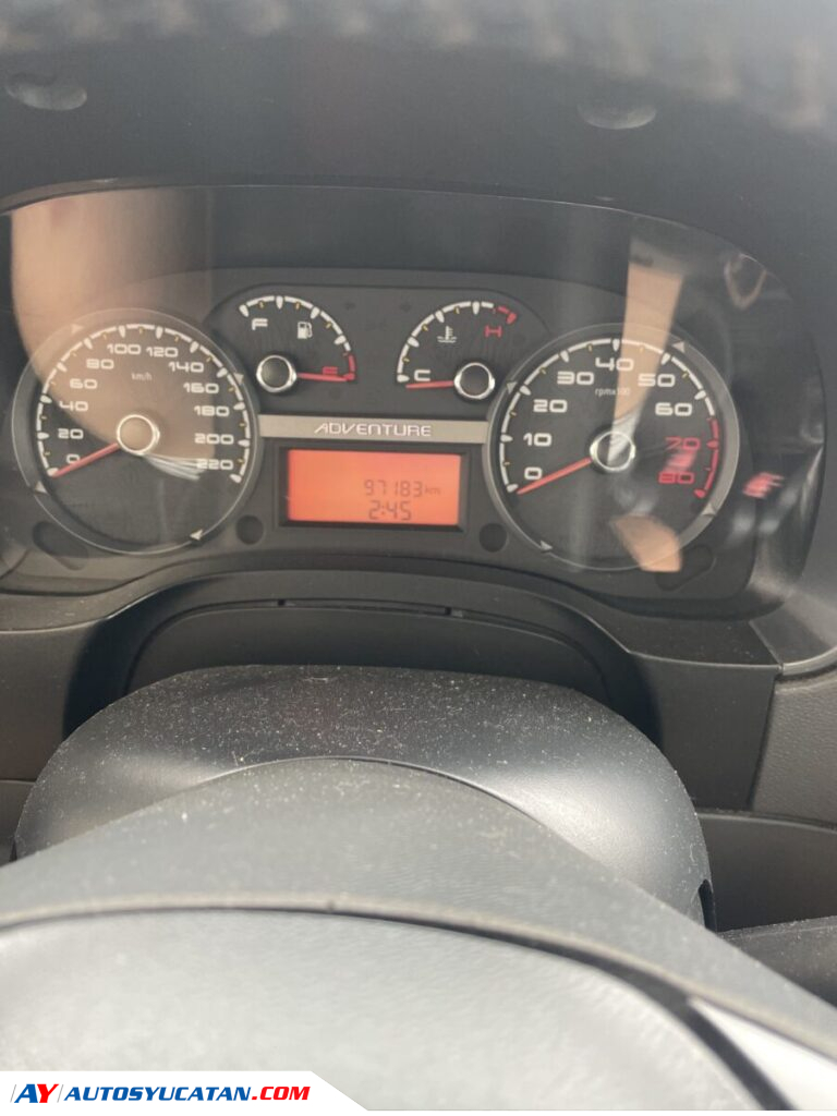 RAM 700 2016 - Impecable, Placas de Yucatán Al Día
