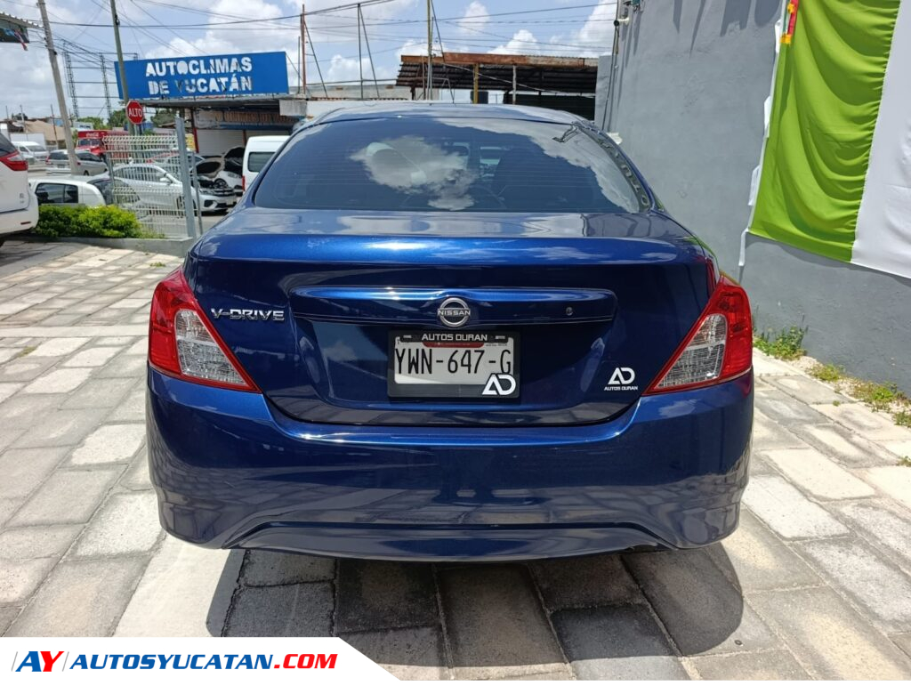 Nissan Versa V-Drive STD 2025