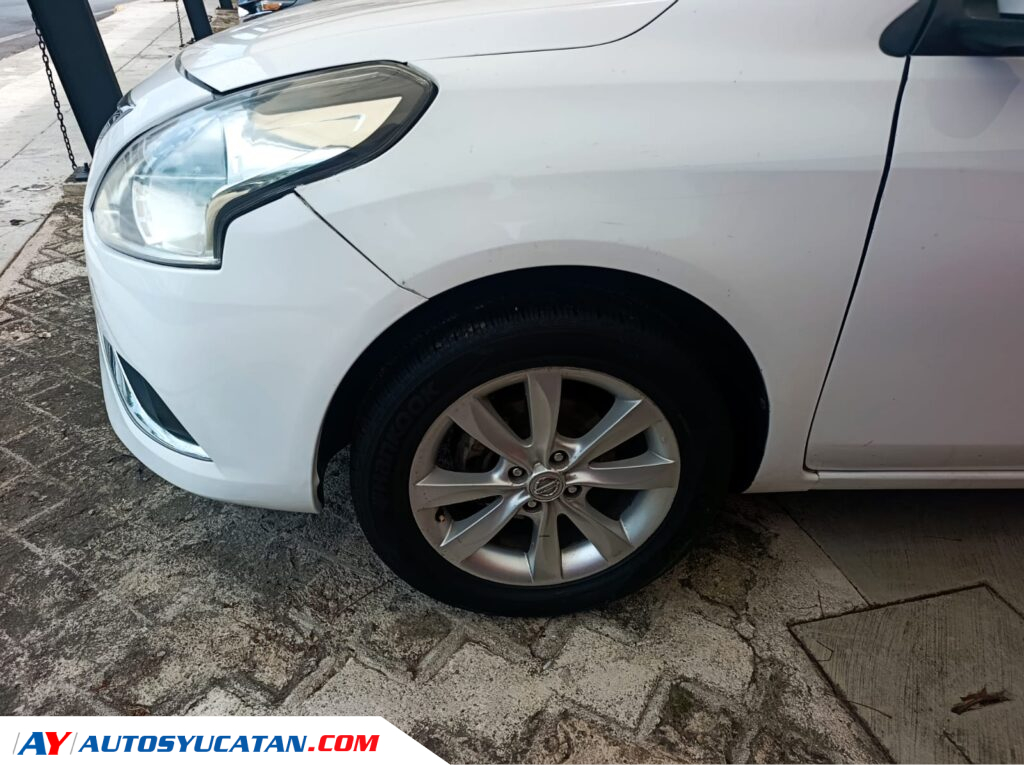 Nissan Versa 2017