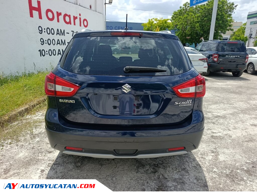 Suzuki S Cross 2022