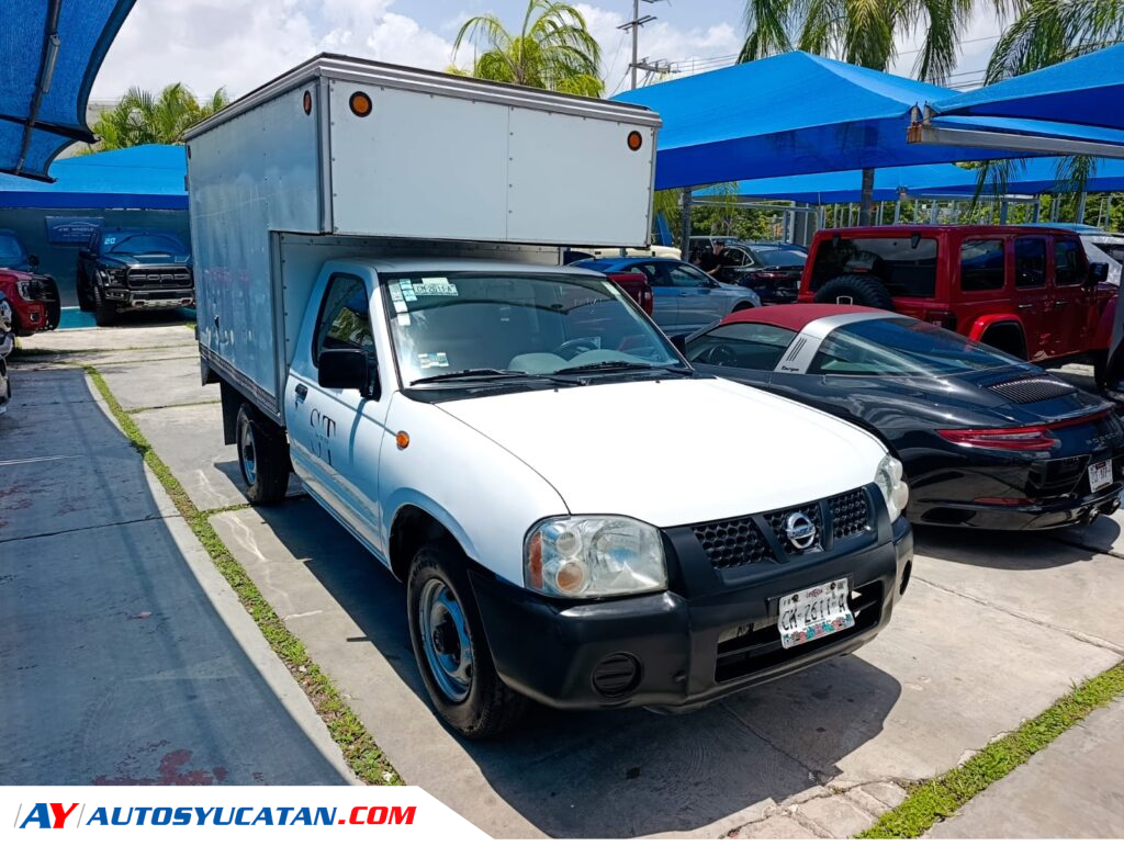 Nissan NP300 Caja 2015