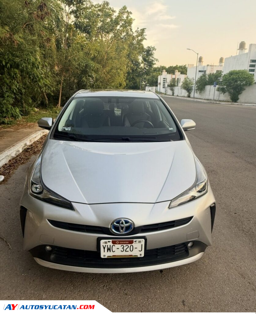 Toyota Prius Premium Automático 2021