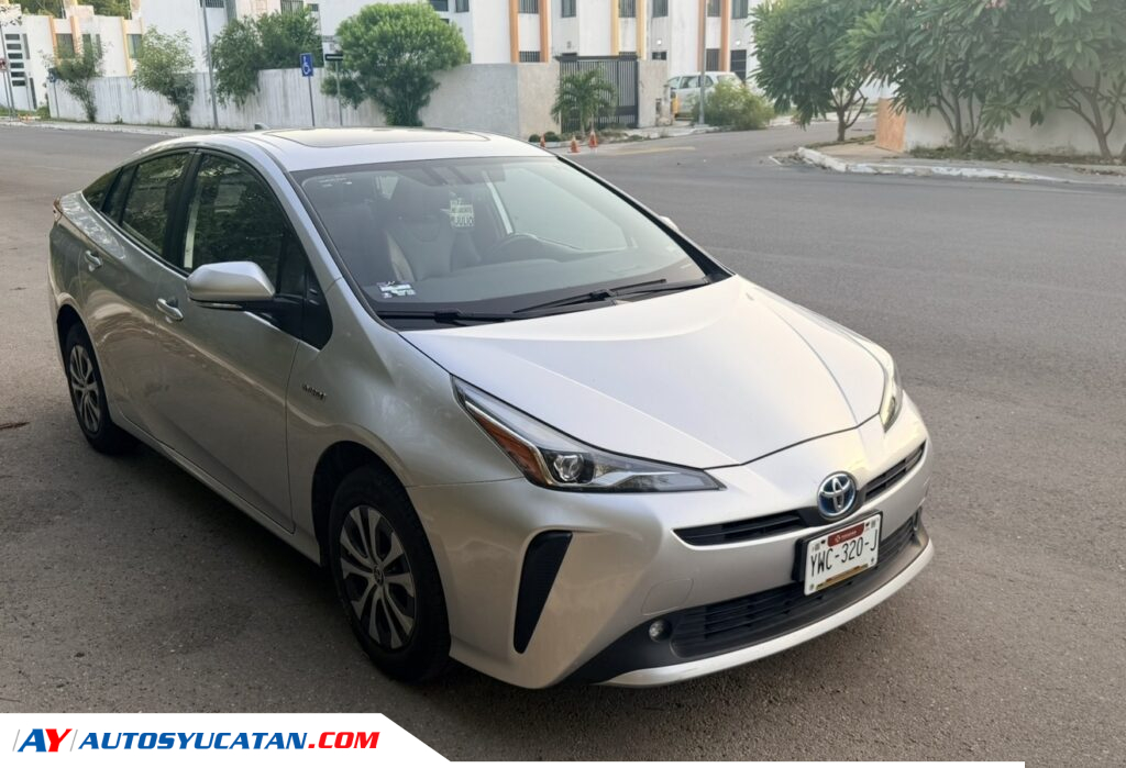 Toyota Prius Premium Automático 2021