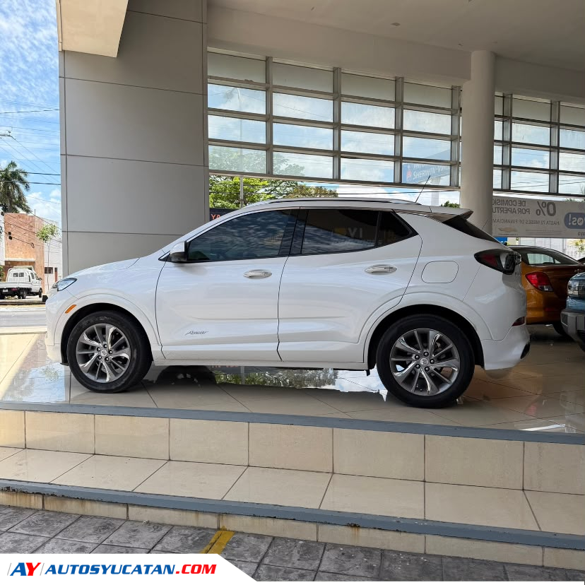 Buick Encore Avenir 2024
