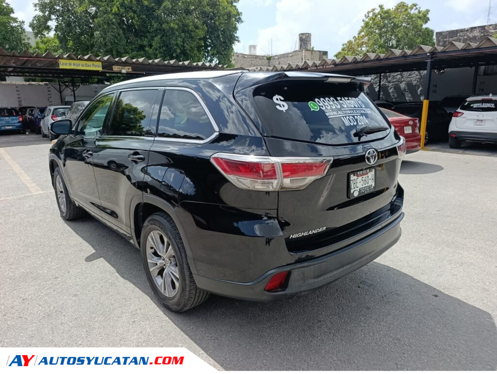 Toyota Highlander XLE 2014