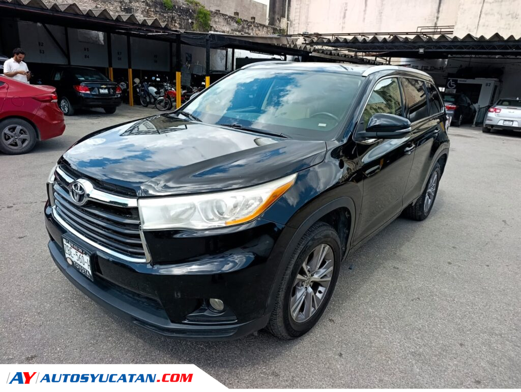 Toyota Highlander XLE 2014