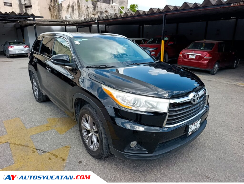 Toyota Highlander XLE 2014