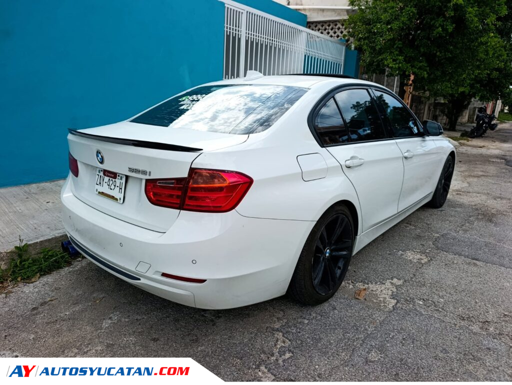 BMW Serie 3 328i Sport Line 2014